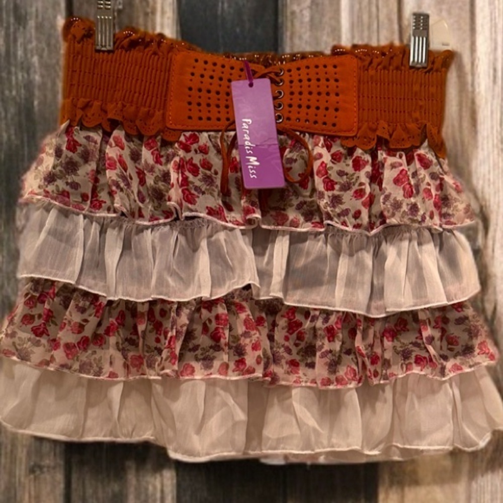 NWT Women’s Floral Lace Tiered Mini Western Style Boho Skirt Size S